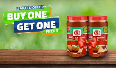 Buy one get one Combo offer banner for 777 tomato pickle