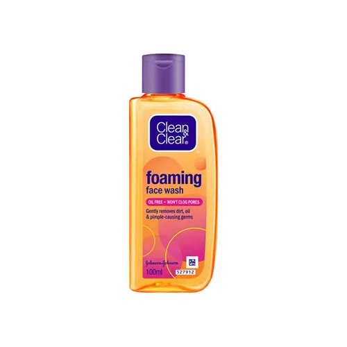 An  image of Clean and Clear facewash foaming